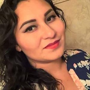 Meet your Posher, Mayra